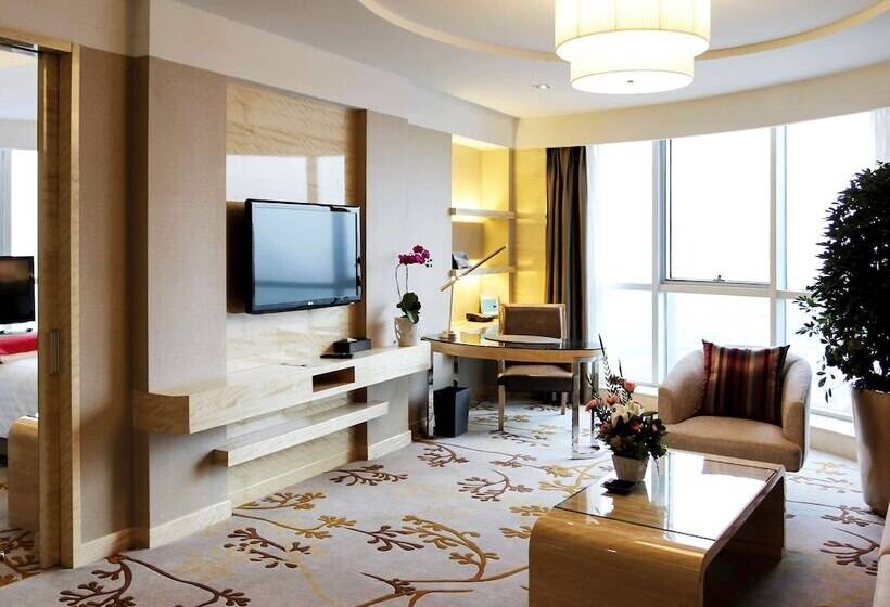 Люкс Повышенной Комфортности, Pullman Linyi Lushang
