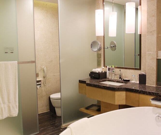 Номер Superior, Pullman Linyi Lushang