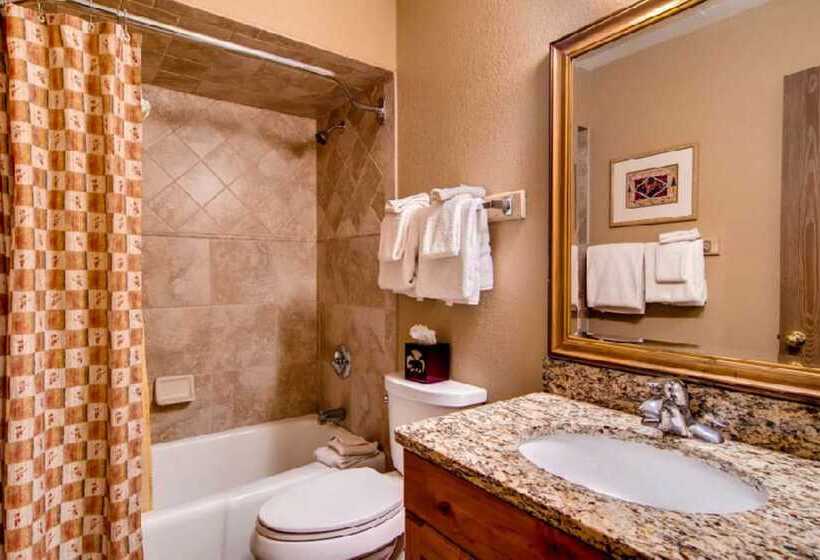 Вилла 2 Спальни, Eagle Point Resort