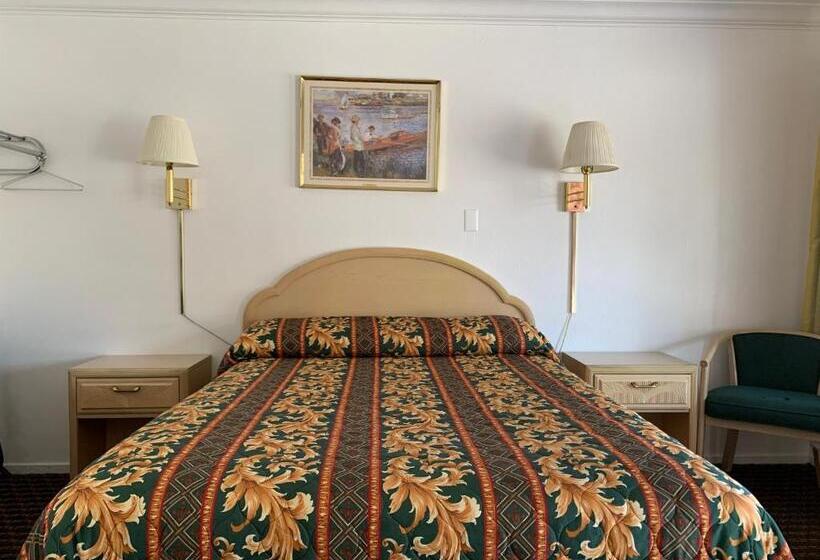 标准间, Lark Motel Willits