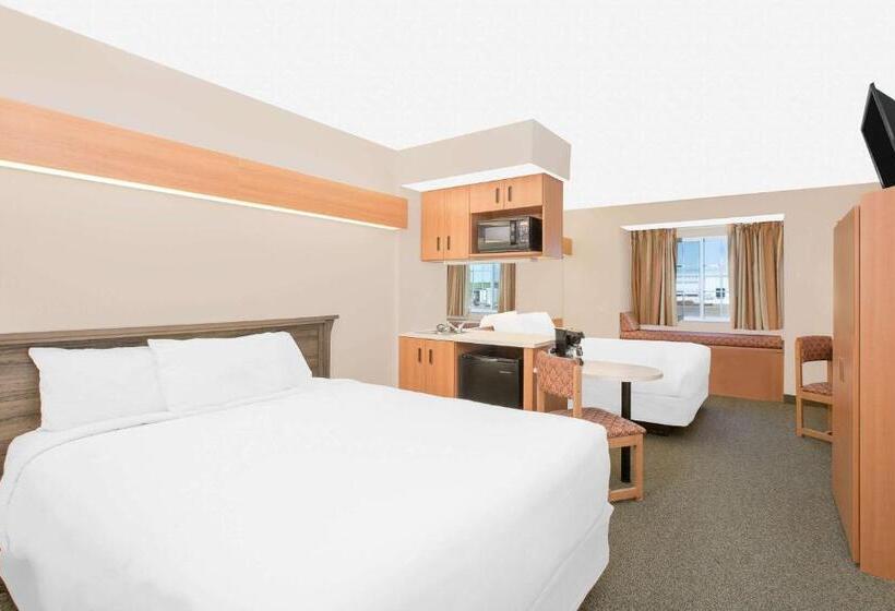 Номер бизнес-класса, Microtel Inn & Suites By Wyndham Colfax