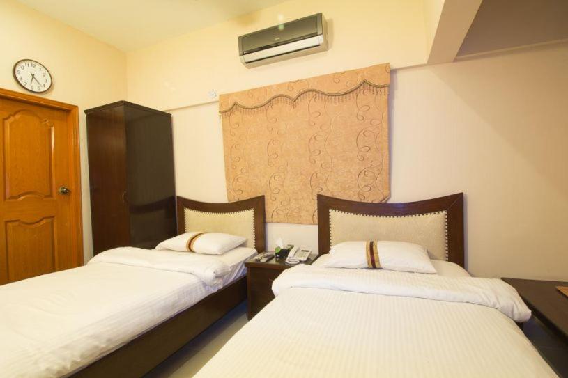اتاق استاندارد, Royal Inn