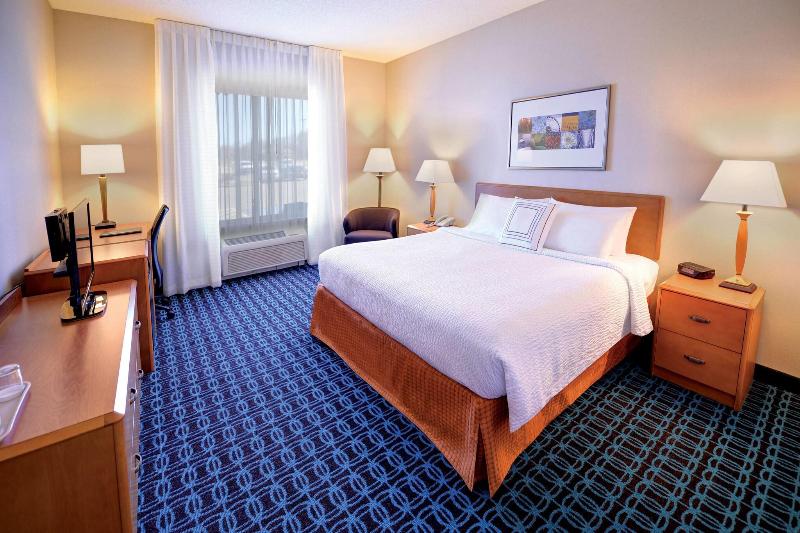 스탠다드 룸 킹사이즈 침대, Fairfield Inn & Suites By Marriott Wausau
