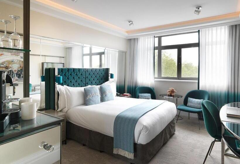 Номер Стандарт Вид на Парк, The Athenaeum Hotel & Residences