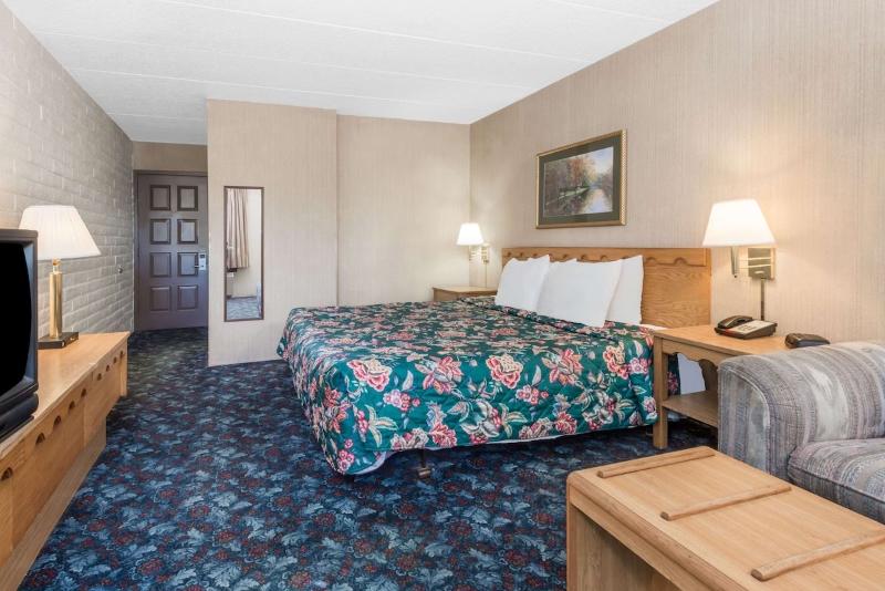 Стандартный Номер Кровать Кинг, Knights Inn Dayton By Miller Lane