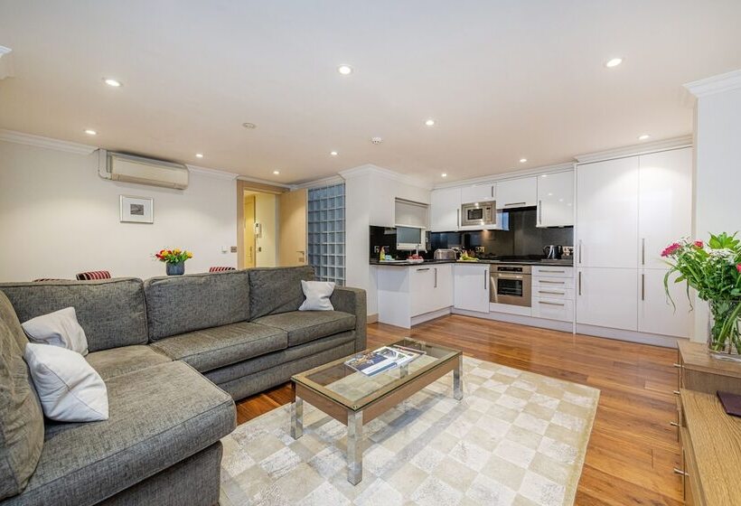 آپارتمان اجرایی 1 خوابه, Claverley Court