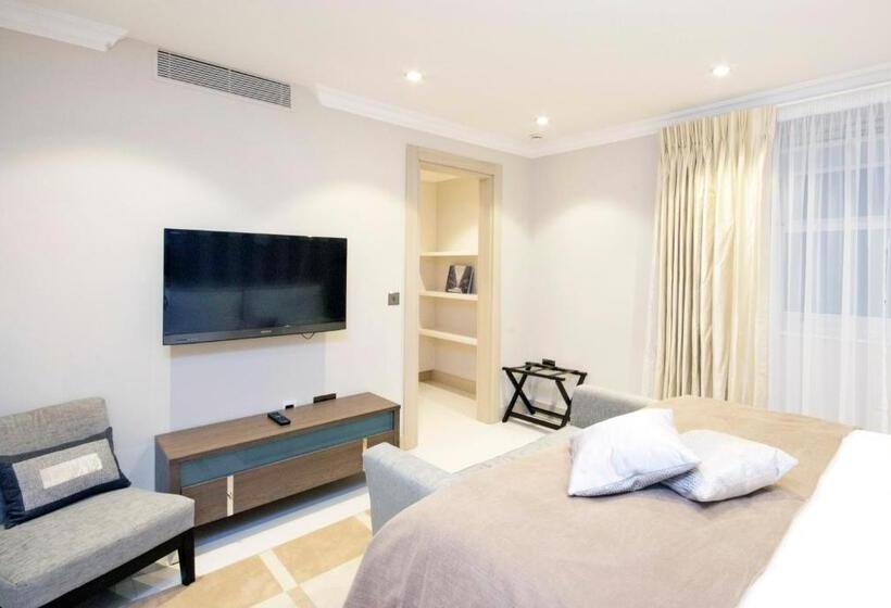 آپارتمان 1 خوابه, Claverley Court