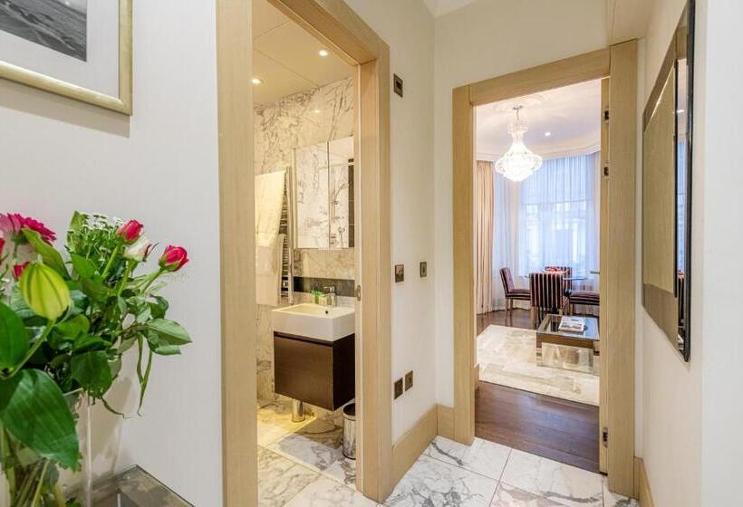 آپارتمان سوپریور 1 خوابه, Claverley Court