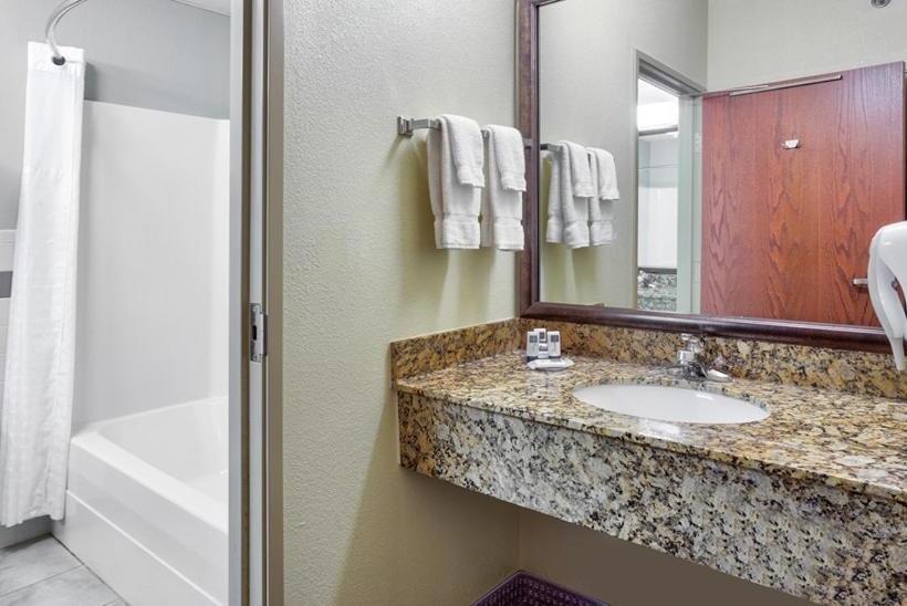 Люкс Повышенной Комфортности, Americinn By Wyndham Vidalia