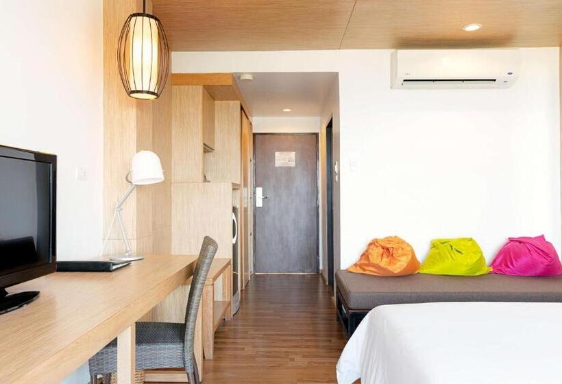 디럭스 룸, Best Western Phuket Ocean Resort