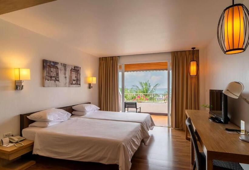 디럭스 룸, Best Western Phuket Ocean Resort