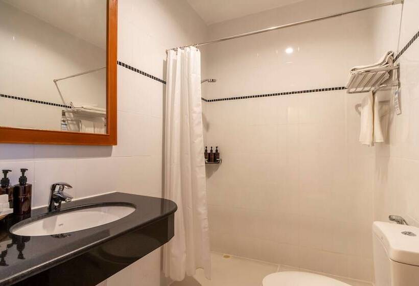 수피리어 룸 측면 바다 전망, Best Western Phuket Ocean Resort