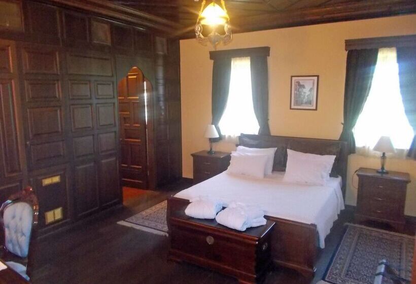 家庭套房, Estate Kalaitzis