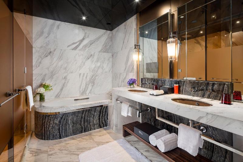 اتاق کلاسیک, Regent Shanghai Pudong   Complimentary First Round Minibar Per Stay   Including A Bottle Of Wine