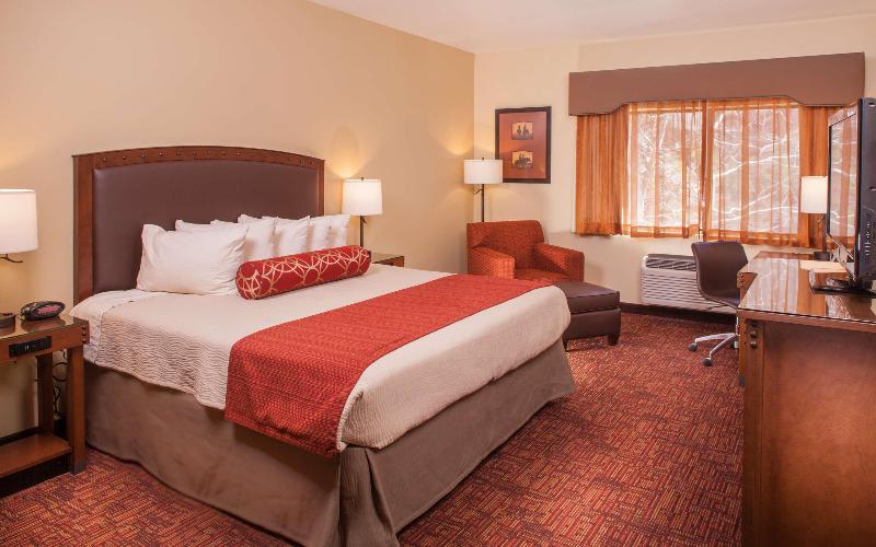 キングサイズベッドのスイートルーム, Quality Inn & Suites Belmont Route 151