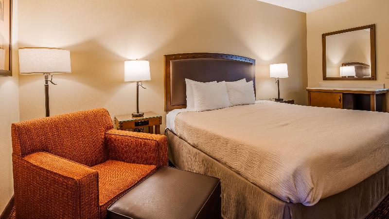 Люкс Кровать Кинг, Quality Inn & Suites Belmont Route 151