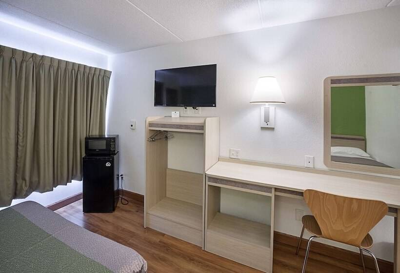 Номер Deluxe, Motel 6 Binghamton, Ny