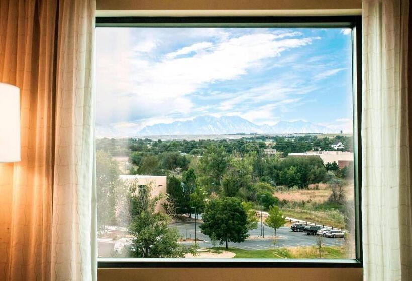 Номер Клуб Кровать Кинг, Denver Marriott Westminster
