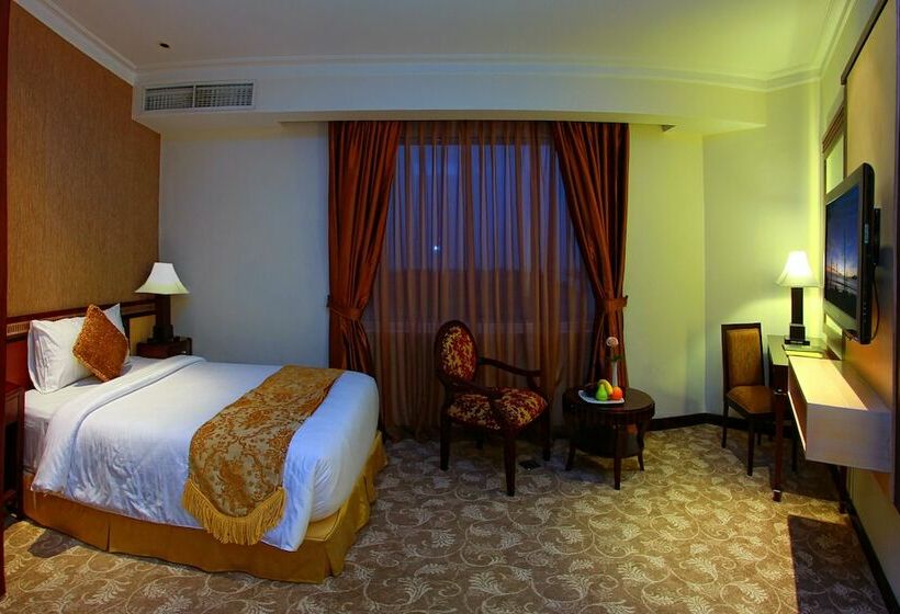 디럭스 룸, Premier Basko Hotel Padang
