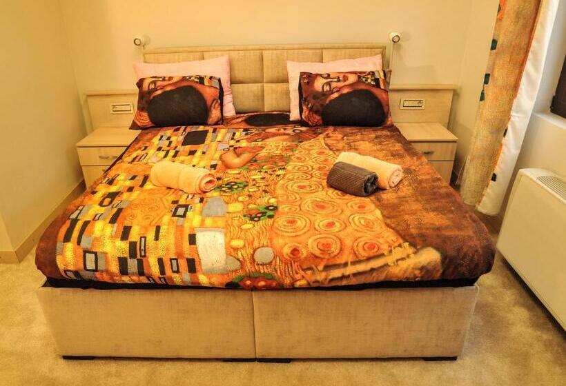 اتاق لوکس, Smart