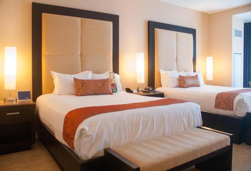 Номер Deluxe с Балконом, Agua Caliente Casino Rancho Mirage