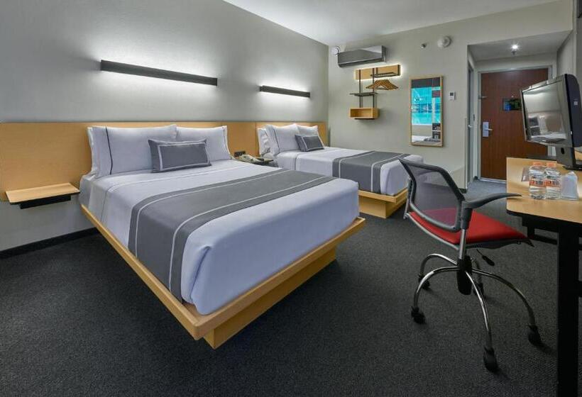 Номер Стандарт 2 Двуспальные Кровати, City Express Plus By Marriott Ciudad De México Santa Fe