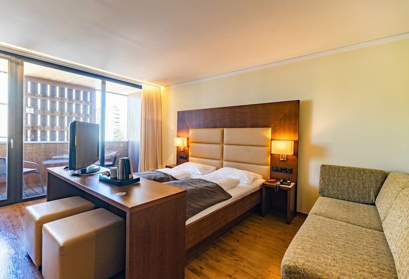スーペリアトリプルルーム, Sonne 1806   Hotel Am Campus Dornbirn
