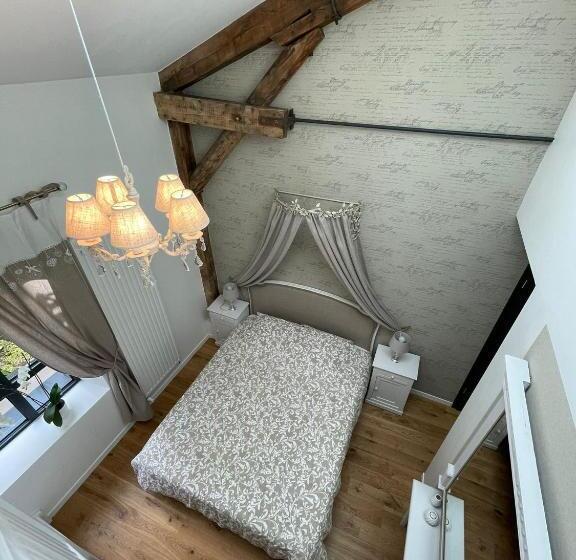 Четырехместный Номер Deluxe, Maison D Hôtes L Atelier Du Charmois