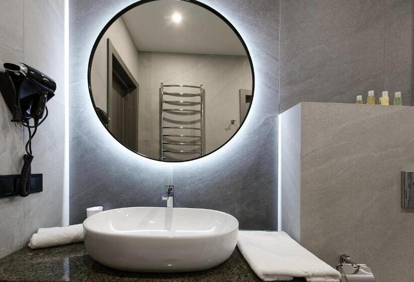 스탠다드 스튜디오, Rest&ski Spa Resort