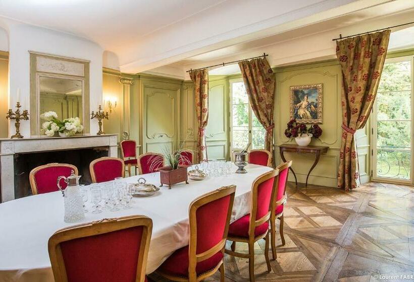 스탠다드 테라스 룸, Chateau De Maillat