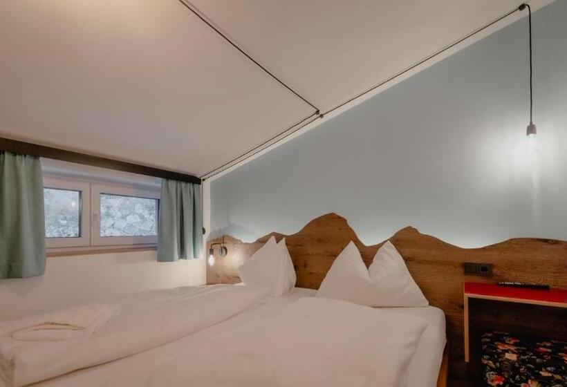 Апартаменты 1 Спальня с Балконом, Bett & Berg Bad Ischl, Self Check In