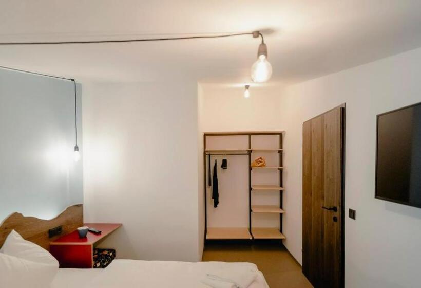 Апартаменты 1 Спальня с Балконом, Bett & Berg Bad Ischl, Self Check In