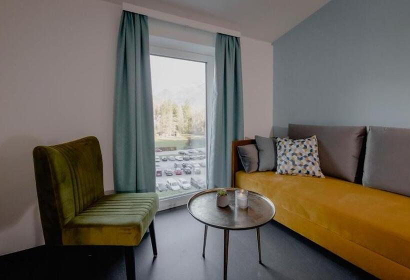Номер Стандарт с Балконом, Bett & Berg Bad Ischl, Self Check In