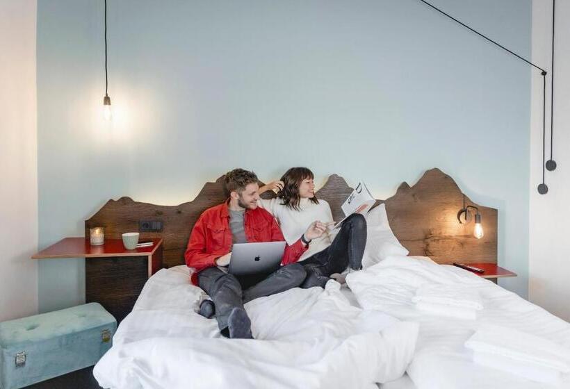 غرفة قياسية مزوَّدة بشُرفة, Bett & Berg Bad Ischl, Self Check In