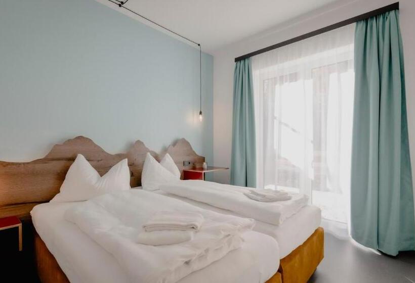 Номер Стандарт с Террасой, Bett & Berg Bad Ischl, Self Check In