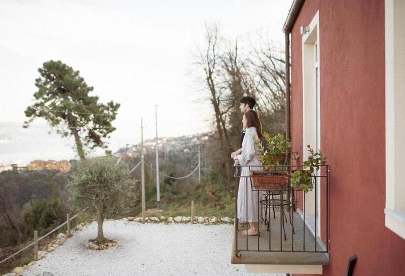 غرفة ديلوكس مطلّة علي البحر مزوَّدة بشُرفة, Agriturismo Belvedere 9