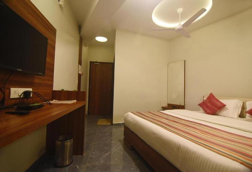 Номер Deluxe, Rajpath Inn