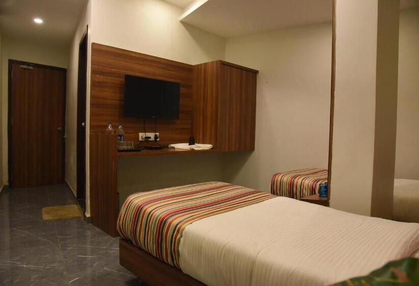 Номер Deluxe, Rajpath Inn