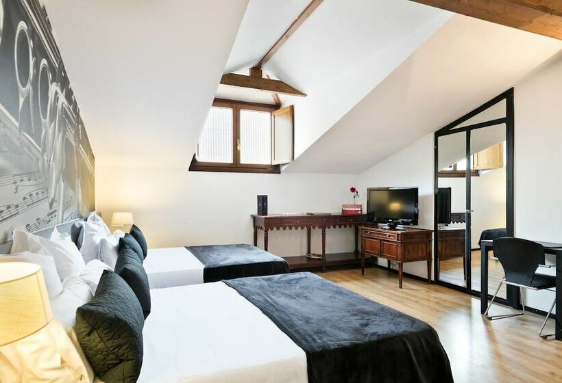 اتاق استاندارد سه نفره, Abba Jazz Hotel Vitoria