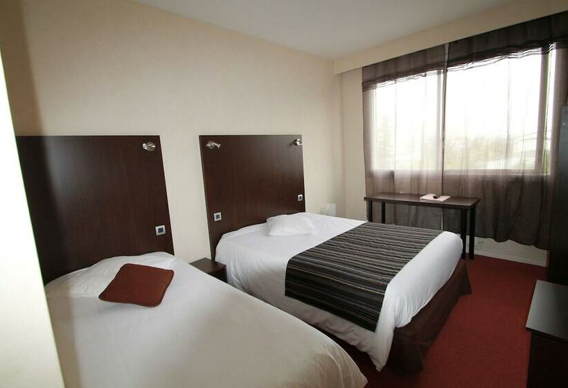 اتاق استاندارد سه نفره, Adonis Lyon Est Hôtel Artys