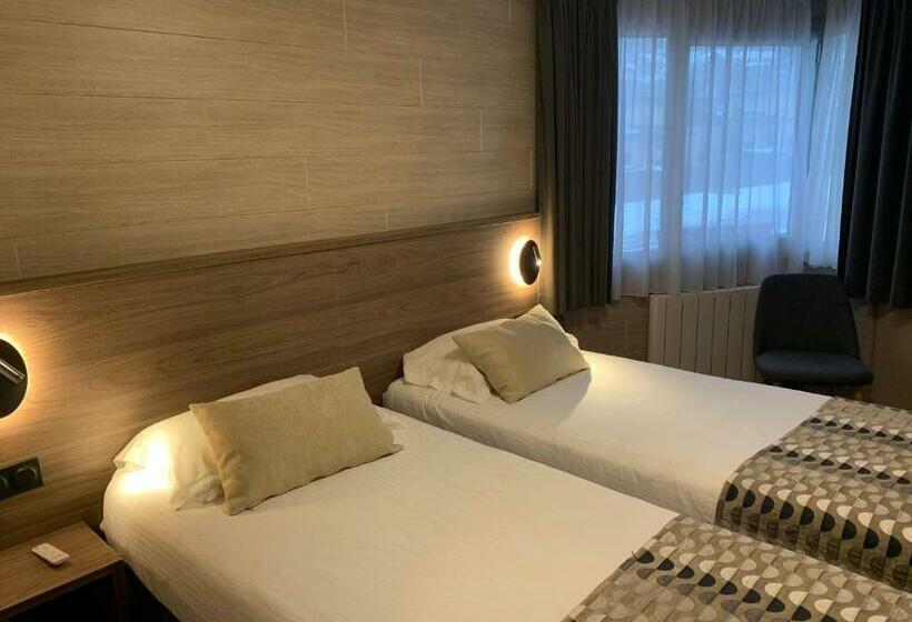 Номер Стандарт Индивидуальный, Logis Hotel Restaurant Spa Le Lac