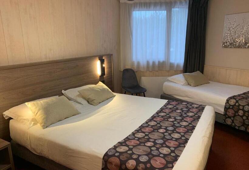 Номер Стандарт Трехместный, Logis Hotel Restaurant Spa Le Lac