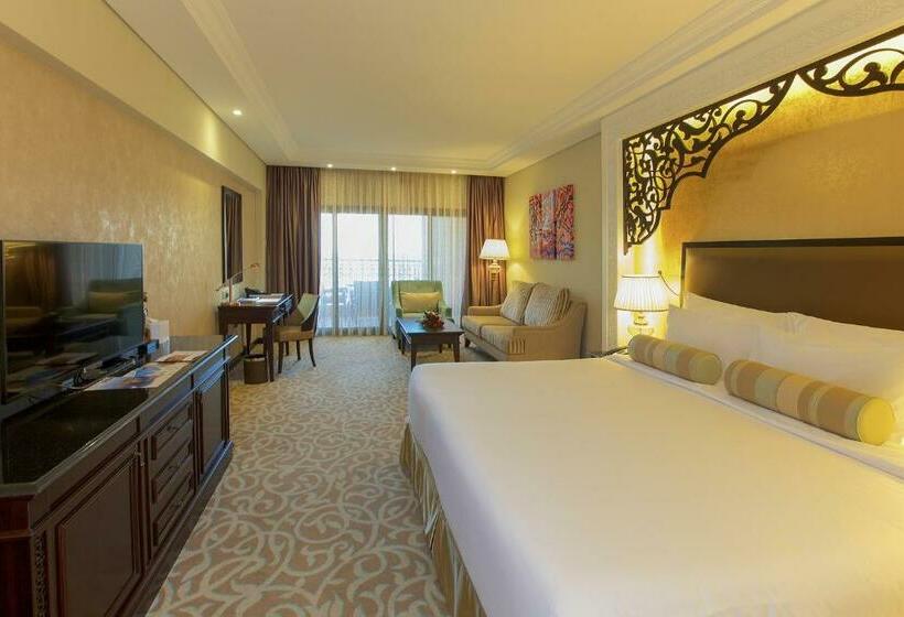 발코니가 있는 프리미엄 룸, Pullman Resort Al Marjan Island