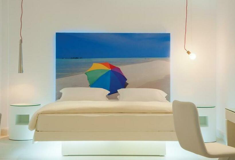전용 풀장 스위트, Petasos Beach Resort & Spa   Small Luxury Hotels Of The World