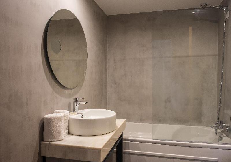 Номер Стандарт Трехместный, Imperhotel