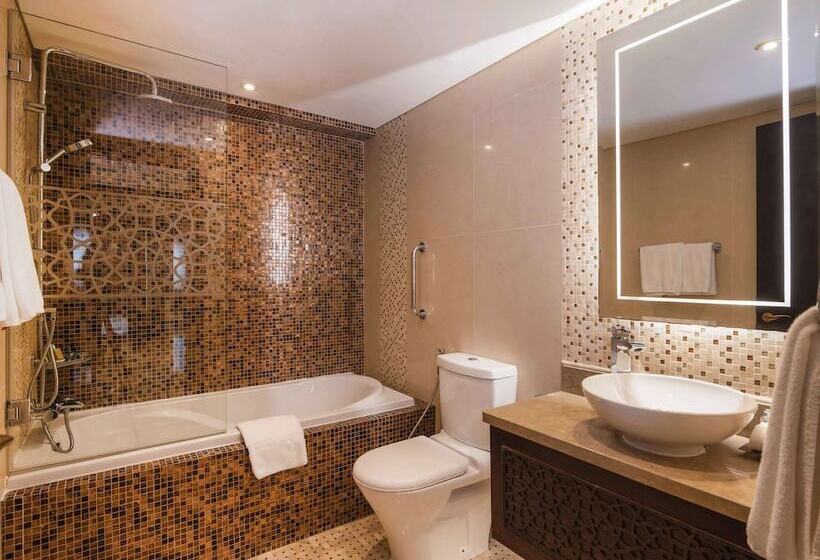 스위트 킹사이즈 침대, Pullman Resort Al Marjan Island