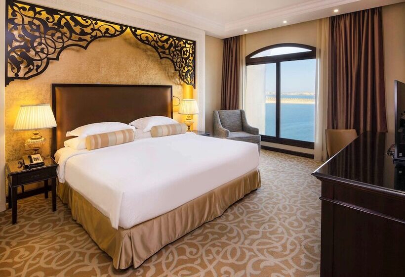 스위트 킹사이즈 침대, Pullman Resort Al Marjan Island