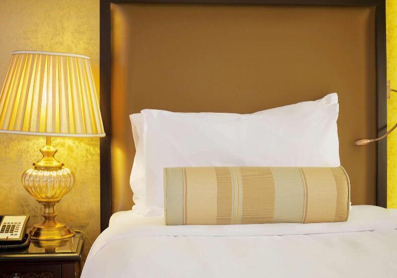 주니어 스위트, Pullman Resort Al Marjan Island