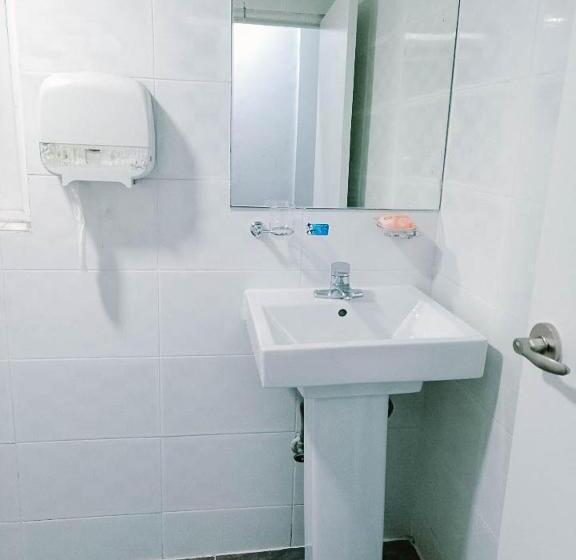 Кровать в Общей Комнате, Nampo Hill Guesthouse
