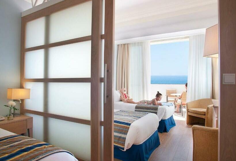 Семейный Номер Вид на Море, Olympic Lagoon Resort Paphos